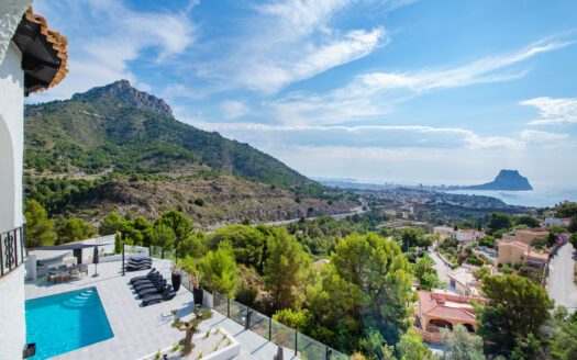 Refurbished Villa with amazing views in Calpe