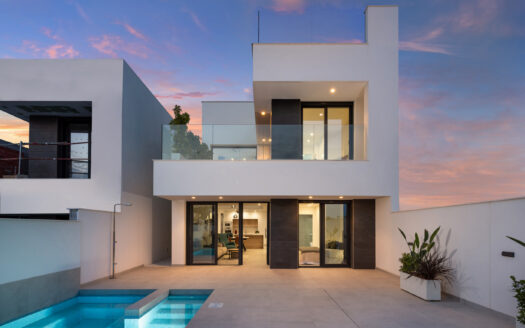 Modern villa in Benijofar