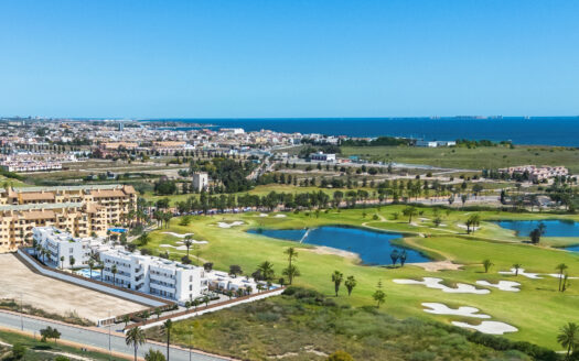 Frontline golf apartments in La Serena Golf, Los Alcazares