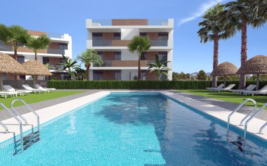 Frontline golf apartments on the ground floor with spacious garden in La Serena Golf