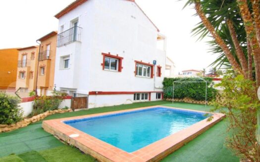 Villa La Nucia