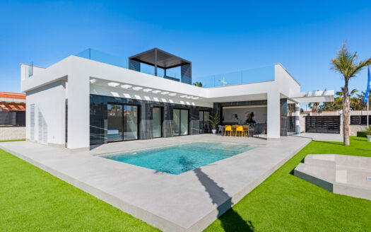 Luxury One-Level Villas on La Finca Golf Resort – Algorfa