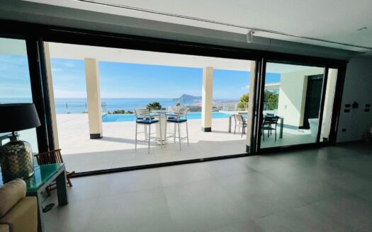 Luxury villa with amazing sea views in Altea