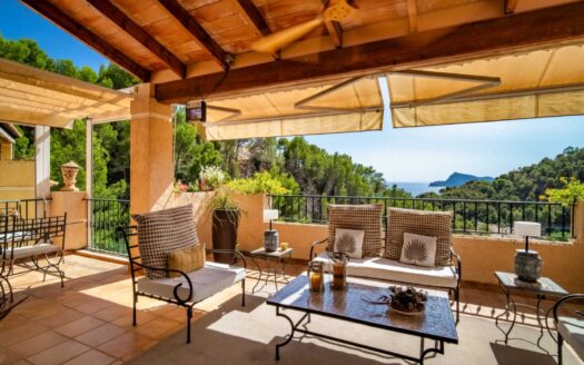 Villa with Sea Views in Altea Hills