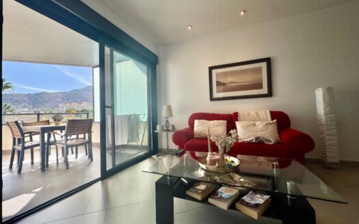 Apartment with sea views in Los Álamos, Albir