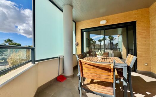 Apartment with sea views in Los Álamos, Albir