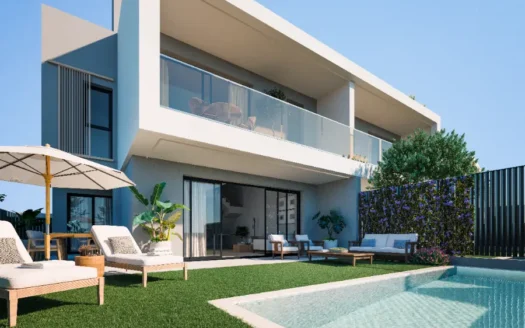 Exclusive villas 100m from te beach in Alicante