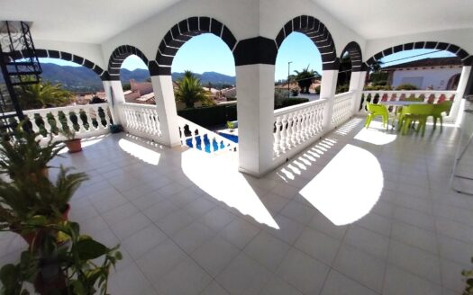 Chalet for sale in El Tossalet, Alfaz del Pi, Alicante