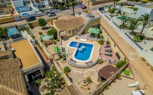 VILLA TORREVIEJA
