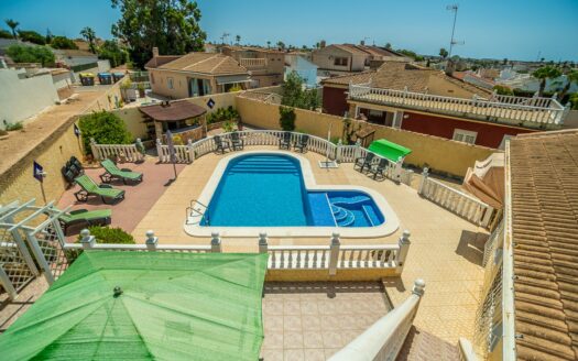 VILLA TORREVIEJA