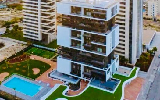 Modern apartment with big terrace in Calpe